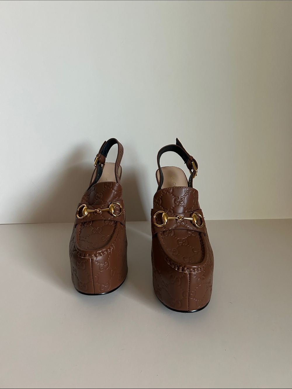 Gucci Brown Embossed Leather Platform Slingback Heels with Gold Bit - Picture 2 of 4